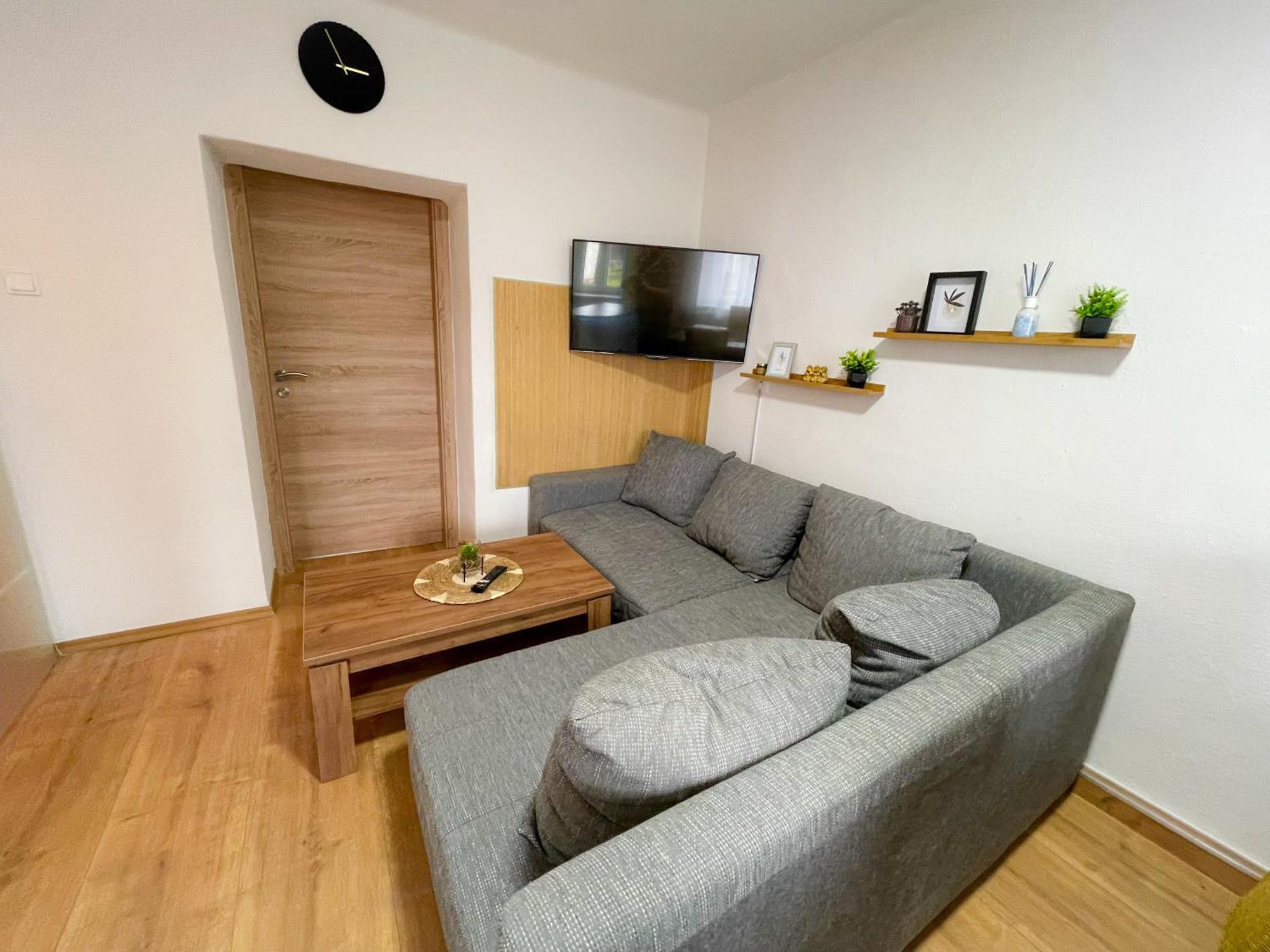 Moderne Ferienwohnung Felbbauer #50 Knittelfeld Kültér fotó